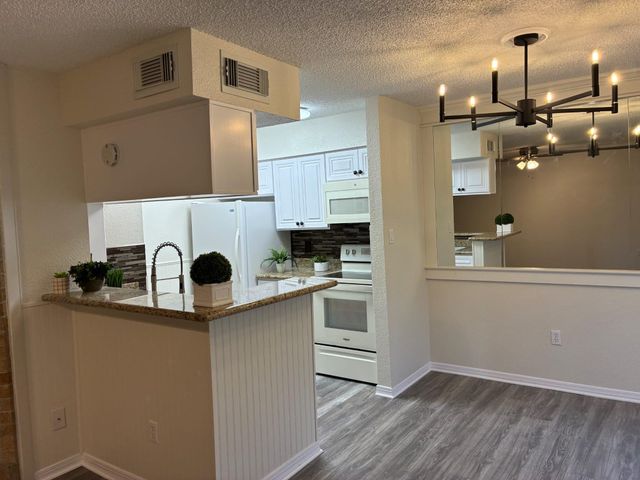 250 El Dorado Boulevard 142, Houston, TX 77598