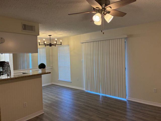 250 El Dorado Boulevard 142, Houston, TX 77598