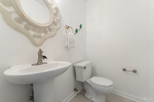 3893 Paradise Bay Dr, Gulf Breeze, FL 32563