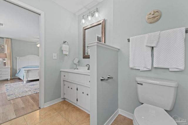 3893 Paradise Bay Dr, Gulf Breeze, FL 32563