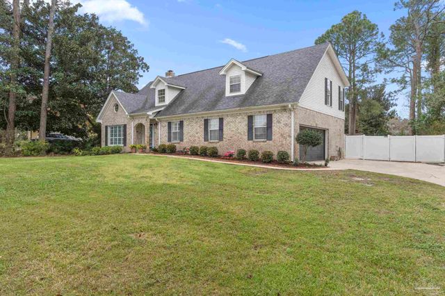 3893 Paradise Bay Dr, Gulf Breeze, FL 32563