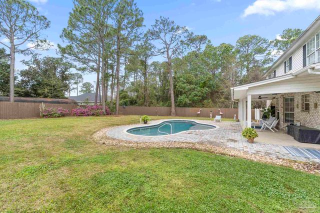 3893 Paradise Bay Dr, Gulf Breeze, FL 32563
