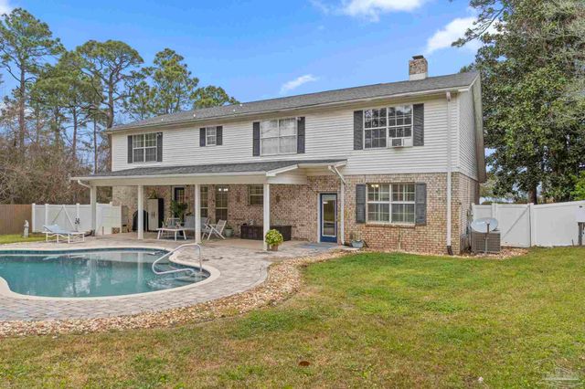 3893 Paradise Bay Dr, Gulf Breeze, FL 32563