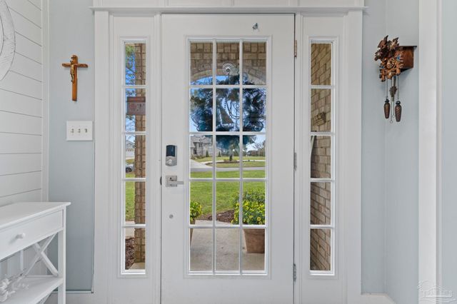 3893 Paradise Bay Dr, Gulf Breeze, FL 32563