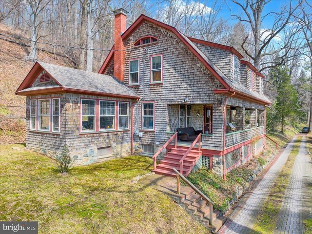 900 FRIEDENSBURG RD, Reading, PA 19606