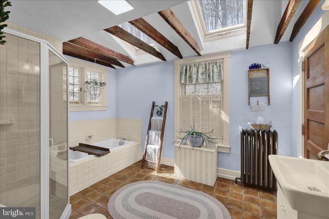 900 FRIEDENSBURG RD, Reading, PA 19606