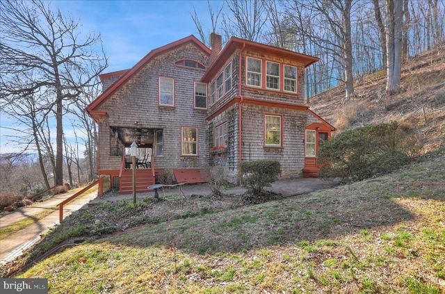 900 FRIEDENSBURG RD, Reading, PA 19606