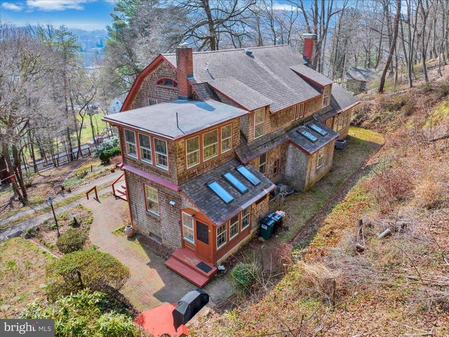 900 FRIEDENSBURG RD, Reading, PA 19606