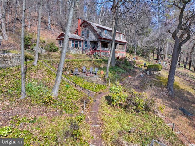 900 FRIEDENSBURG RD, Reading, PA 19606