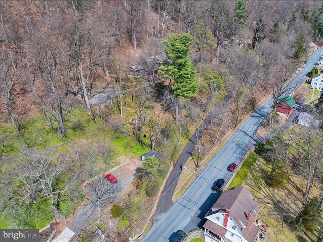 900 FRIEDENSBURG RD, Reading, PA 19606