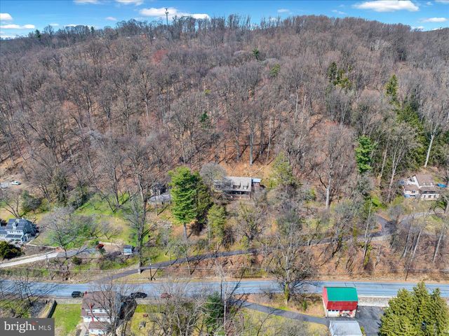 900 FRIEDENSBURG RD, Reading, PA 19606