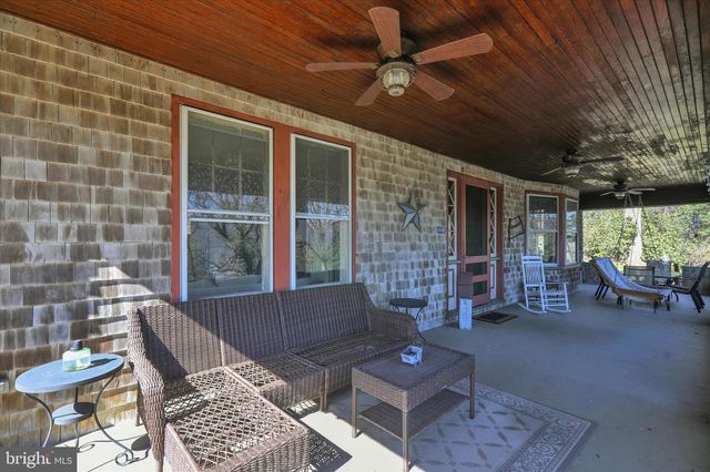 900 FRIEDENSBURG RD, Reading, PA 19606