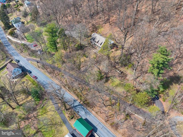 900 FRIEDENSBURG RD, Reading, PA 19606