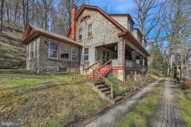 900 FRIEDENSBURG RD, Reading, PA 19606