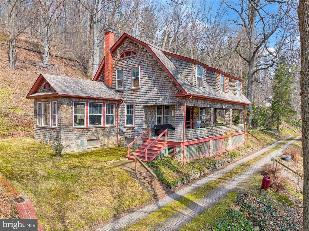 900 FRIEDENSBURG RD, Reading, PA 19606