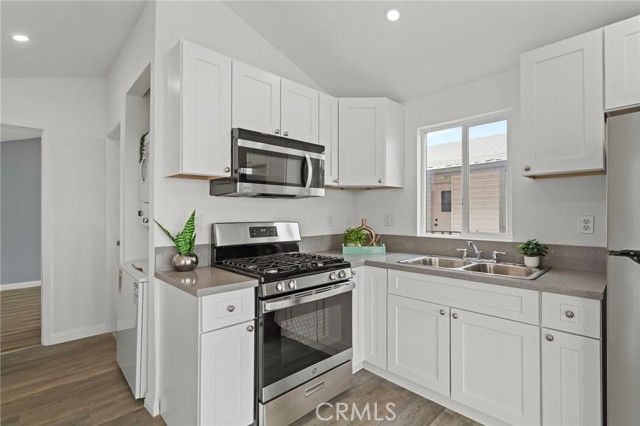 19548 Cypress Street 33, Covina, CA 91724