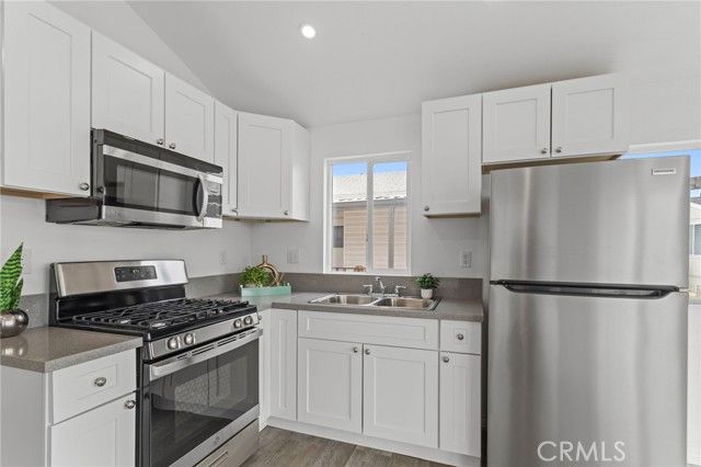 19548 Cypress Street 33, Covina, CA 91724