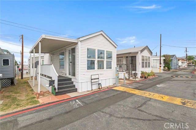 19548 Cypress Street 33, Covina, CA 91724