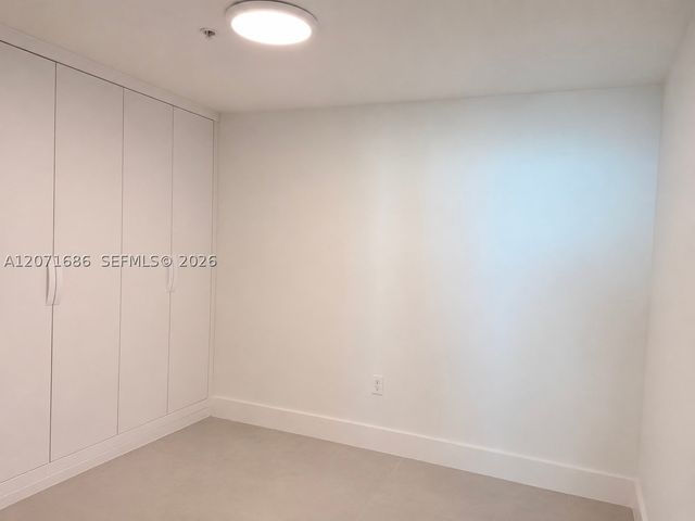 244 Biscayne Blvd 3903, Miami, FL 33132