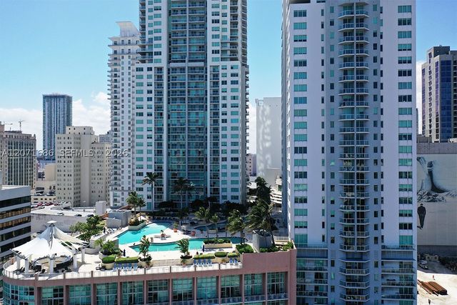 244 Biscayne Blvd 3903, Miami, FL 33132