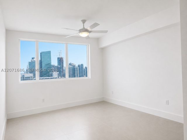 244 Biscayne Blvd 3903, Miami, FL 33132