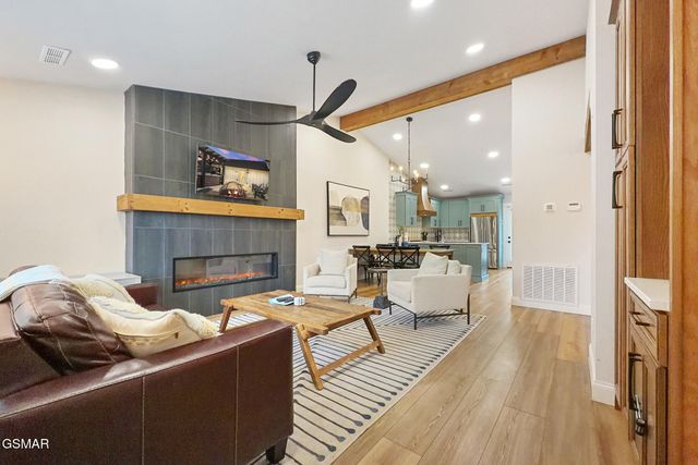 2814 Seth Road, Pigeon Forge, TN 37863