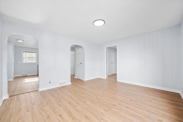 420 Prospect Boulevard 1-N, Elgin, IL 60120