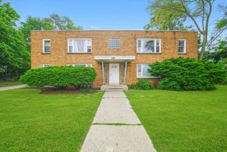 420 Prospect Boulevard 1-N, Elgin, IL 60120