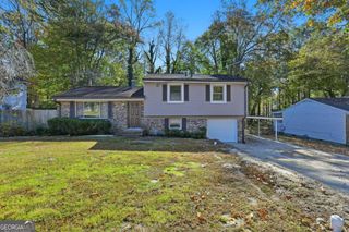 6715 Cedar Hurst Trail, Atlanta, GA 30349