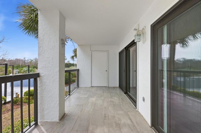 311 69th Ave N Apt 102, Myrtle Beach, SC 29572