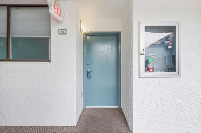 311 69th Ave N Apt 102, Myrtle Beach, SC 29572