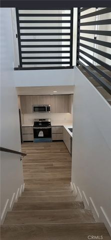 8309 Barnsley Avenue, Los Angeles, CA 90045