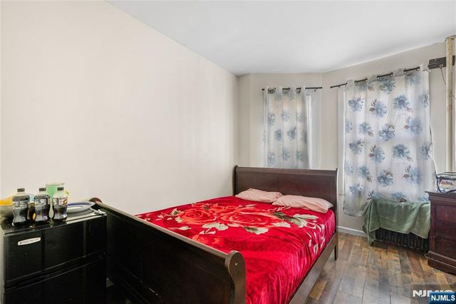 650 Grove Street, Irvington, NJ 07111