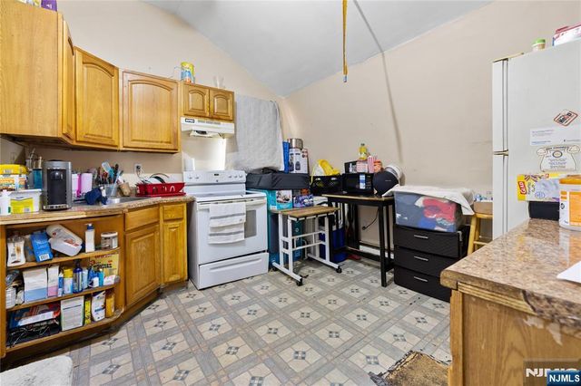 650 Grove Street, Irvington, NJ 07111