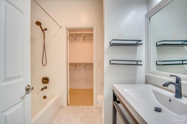 1200 Jasper St, Cantonment, FL 32533