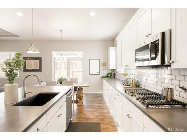 157 Sugar Beet Cir, Longmont, CO 80501
