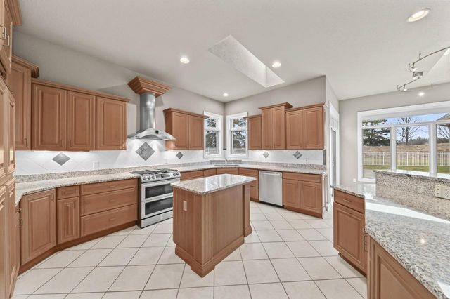 W226N3551 Wethersfield ROAD, Pewaukee, WI 53072