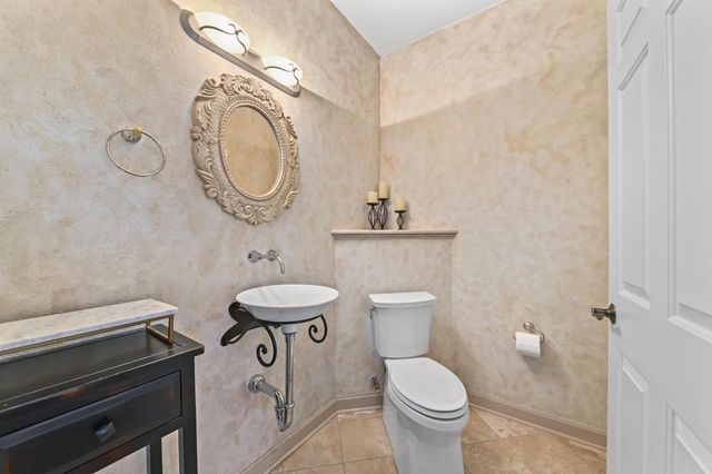 W226N3551 Wethersfield ROAD, Pewaukee, WI 53072