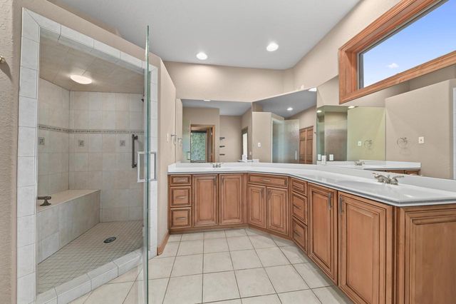 W226N3551 Wethersfield ROAD, Pewaukee, WI 53072