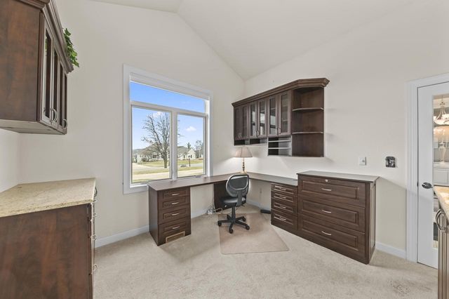 W226N3551 Wethersfield ROAD, Pewaukee, WI 53072