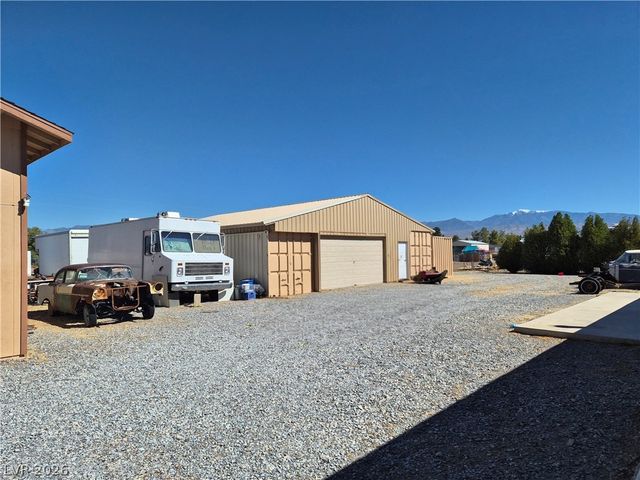 670 West Calvada Boulevard, Pahrump, NV 89048