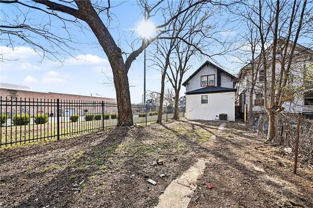 4435 Troost Avenue, Kansas City, MO 64110