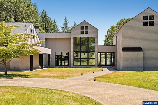 6365 NW Burgundy Dr, Corvallis, OR 97330