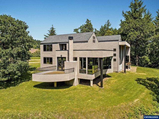 6365 NW Burgundy Dr, Corvallis, OR 97330