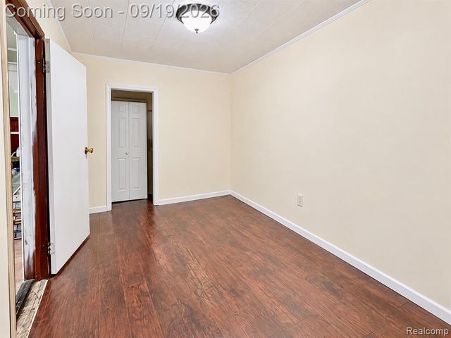 2388 Zinow Street, Hamtramck, MI 48212