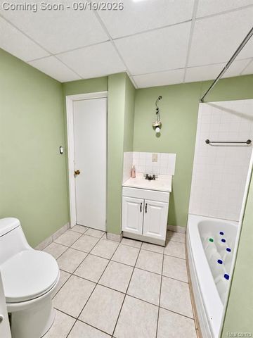 2388 Zinow Street, Hamtramck, MI 48212