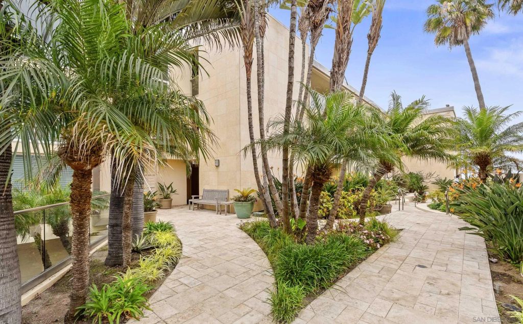202 Coast Blvd 4, La Jolla, CA 92037