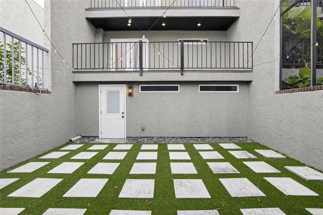 162 E DAVIS BOULEVARD, Tampa, FL 33606