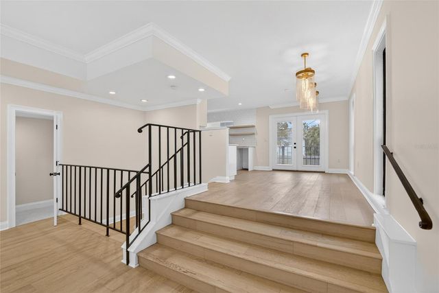 162 E DAVIS BOULEVARD, Tampa, FL 33606