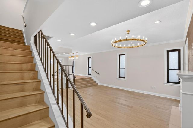 162 E DAVIS BOULEVARD, Tampa, FL 33606